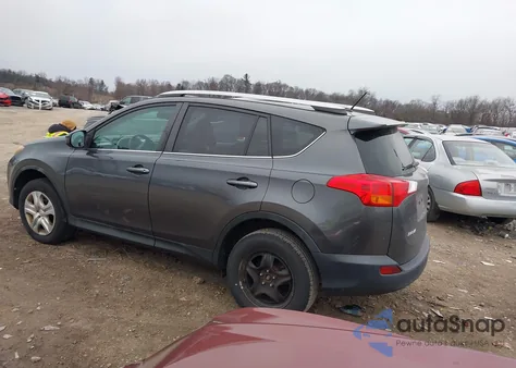 2013 Toyota Rav4 Le z USA, uszkodzony, nr VIN 2T3BFREVXDW081753